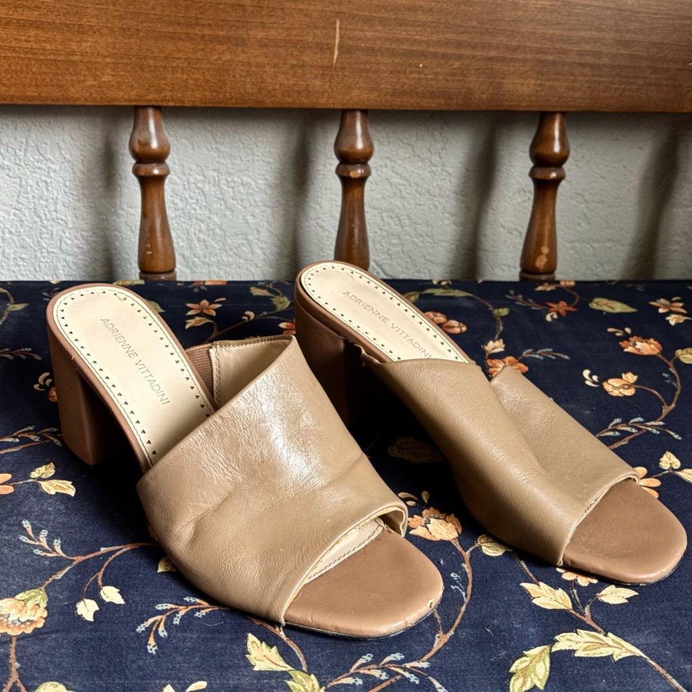 Adrienne Vittadini Women's "Albi" cognac slide sandal open toe block heel